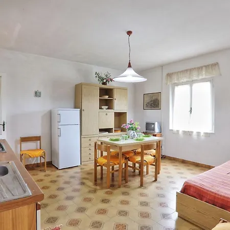 Campo Al Pero App. Nr. 3 Apartment *